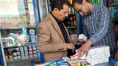 تموين القليوبية تضبط سلعًا منتهية الصلاحية وأخرى مجهولة المصدر خلال حملة مفاجئة بطوخ