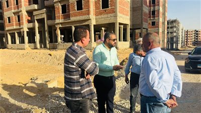 إجراءات قبل 4 قرعات علنية.. تحركات مكثفة لدفع التقنين ومتابعة مشروعات حيوية بالعبور الجديدة