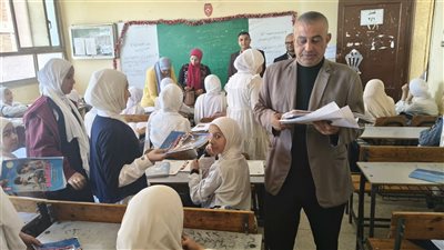 تنظيم قوافل متابعة ميدانية لفرض الانضباط ومراجعة التقييمات بمدارس قها في القليوبية