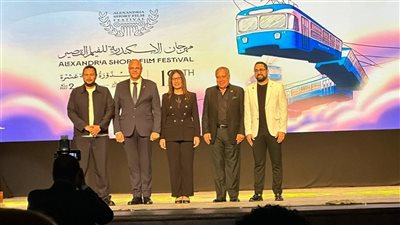 خلال افتتاح مهرجان الإسكندرية للفيلم القصير.. وزيرة الثقافة تؤكد دعم الدولة للسينما 