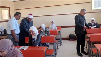 طلاب أزهر جنوب سيناء يؤدون امتحانات نهاية العام في اللغة الأجنبية وغريب القرآن والتوحيد والصرف وسط إجراءات مشددة