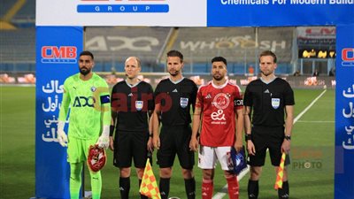 حكام مباراة الأهلي وبيراميدز 