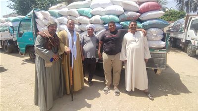 محافظ سوهاج: توريد قرابة 42 ألف طن قمح وصرف المستحقات بـ 2500 جنيه للإردب