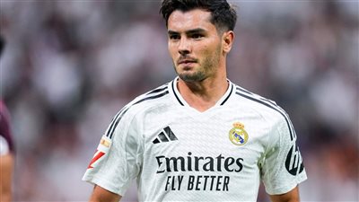 موسم متقلب لـ إبراهيم دياز مع ريال مدريد وسط غياب الاستقرار
