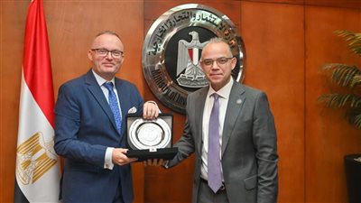 وزير الاستثمار يبحث مع سفير التشيك توطين التكنولوجيا المتقدمة وجذب صناديق المعاشات