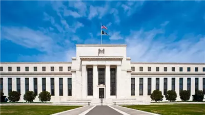 اليوم.. الفيدرالي الأمريكي يحسم أسعار الفائدة وسط مخاوف الاقتصاد العالمي