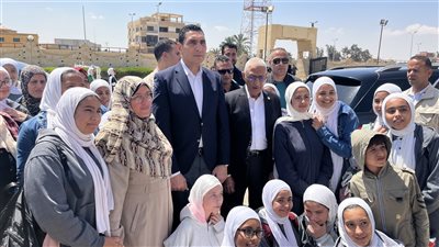 وزير الشباب والرياضة ومحافظ شمال سيناء يتفقدان حمام السباحة الأوليمبي باستاد العريش