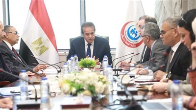 لخدمة المواطنين.. وزير الصحة يوجه بسرعة الانتهاء من إنشاء مستشفى بولاق أبو العلا العام