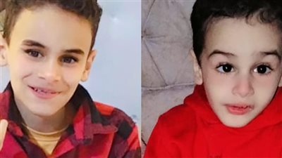 سيدة تستغيث لإنقاذ نجليها من ضمور العضلات بالإسكندرية: العلاج متوافر خارج مصر.. ونفسي حد يقف جنبي
