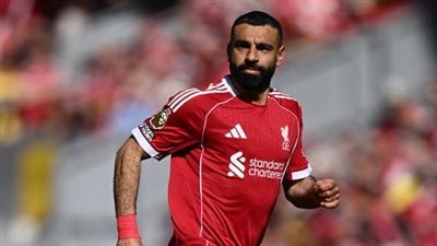 محمد صلاح يدرس عروض السعودية وأمريكا.. وأسرته وكأس العالم قد يحسمان وجهته