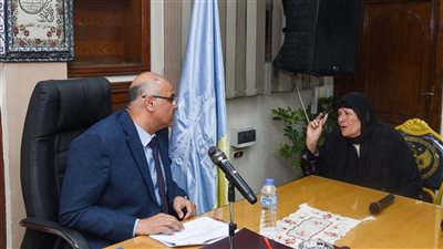 محافظ الإسكندرية يستمع لمطالب أهالي العامرية أول وثان وبرج العرب.. ويوجه بفحصها