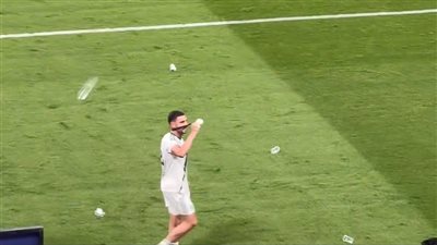 ديميرال يشعل مدرجات النصر بالاحتفال أمامهم بميدالية دوري أبطال آسيا.. ورد مفاجئ من رونالدو