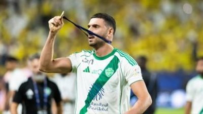 ديميرال لاعب أهلي جدة: الجميع يساعد النصر لكي يحقق بطولة.. وهذا عار