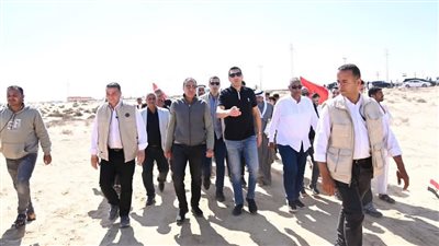 وزير الرياضة يتفقد الأعمال الإنشائية بمركز شباب الشهداء بشمال سيناء ويوجه بسرعة التنفيذ