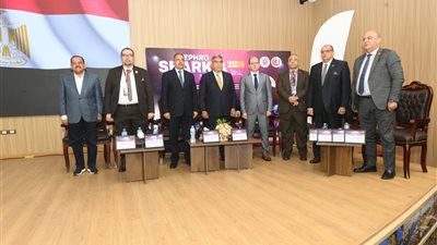 محافظا الدقهلية والشرقية يفتتحان مؤتمر الشرقية لأمراض الكلى في المنصورة