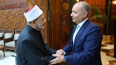 ملك الأردن يشيد بدور شيخ الأزهر في نصرة قضايا المسلمين وجهوده لتصحيح الصورة المغلوطة عن الإسلام