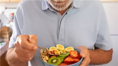دراسة: العلامات التحذيرية المبكرة لمرض باركنسون قد تكون مختبئة في الأمعاء
