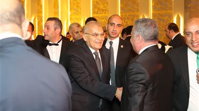 بحضور رئيس مجلس الشيوخ والغنام وعبد الجواد.. كبار رجال الدولة والسياسة يشاركون في حفل زفاف ابن شقيق عمرو الشلمة