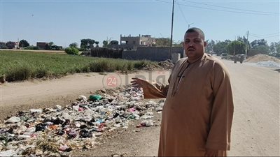 استغاثة أهالي قرية دلهمو بالمنوفية من تراكم القمامة وسوء خدمات النظافة