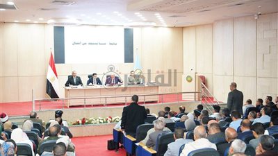 محافظ مطروح يوجه بحصر خريجي الأسنان والصيدلة والعلاج الطبيعي لتكليفهم داخل المحافظة