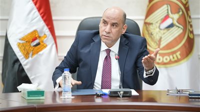 العمل تعلن توفير 4145 وظيفة عبر 70 شركة بالقطاع الخاص
