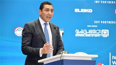 وزير الرياضة يفتتح بطولة العالم لرفع الأثقال للناشئين والناشئات بالإسماعيلية