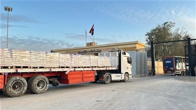 الهلال الأحمر المصري يطلق قافلة «زاد العزة» 187 بحمولة أكثر من 3 آلاف طن من المساعدات الإنسانية