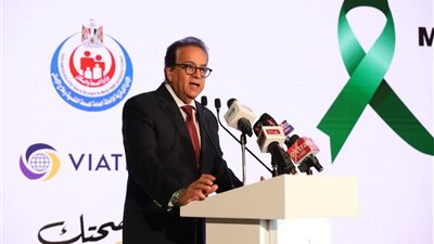 عبد الغفار خلال تدشين عيادات صحتك سعادة: الصحة النفسية حق أساسي لكل مواطن