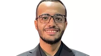 بعد فوزه بالمركز الأول عالميًا.. أول تعليق من طالب هندسة القاهرة الحاصل على ذهبية جائزة تشارلز ماين للقيادة الطلابية