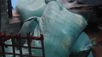 ضبط 600 كيلو دقيق مدعم وسلع تموينية محظور تداولها في القليوبية