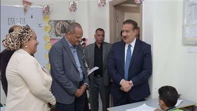 محافظ بورسعيد يوجه برفع كفاءة محيط المدارس استعدادًا لامتحانات نهاية العام