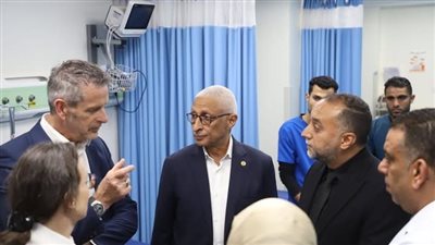 محافظ شمال سيناء يصطحب سفير بلجيكا لتفقد مستشفى العريش العام