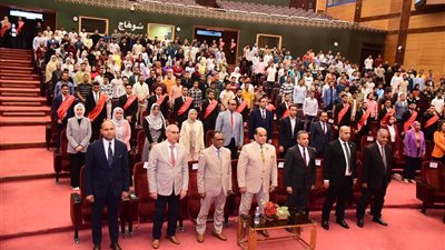 بين النظرية والتطبيق.. جامعة سوهاج تجمع القضاة والطلاب في ندوة عن أحدث أحكام الدستورية