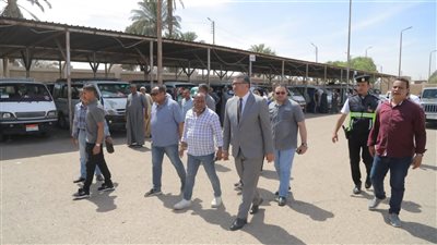 جولة المحافظ