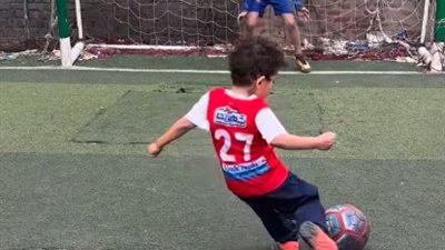 أول تعليق من والدة الصغير زين صاحب فيديو الاحتفال بطريقة إمام عاشور
