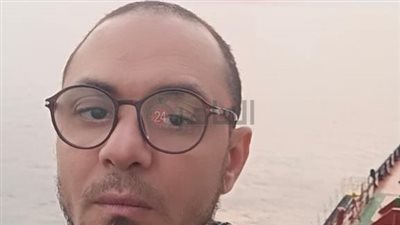 شقيق القبطان عماد المحتجز على ناقلة في مضيق هرمز بإيران: بقالهم 5 شهور مش عارفين مصيرهم إيه | خاص