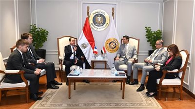 مصر وفرنسا تبحثان توطين الصناعة ونقل التكنولوجيا في قطاعات حيوية