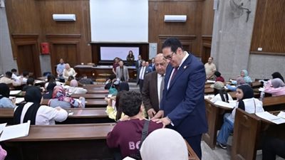  الدكتور محمد سامي عبد الصادق    