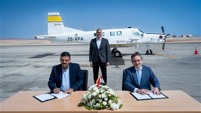 وزير البترول يشهد التوقيع على عقد المسح الجوي الشامل لثروات مصر التعدينية