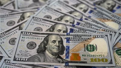 أسعار الدولار أمام الجنيه اليوم الإثنين 25 مايو داخل البنوك المصرية.. هدوء نسبي يسيطر على الأسواق
