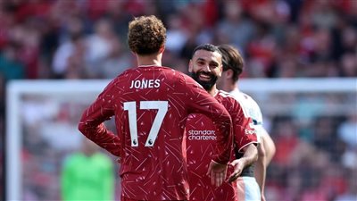 كورتيس جونز: محمد صلاح قدوة في الاحترافية.. وسأظل ممتنًا لما فعله معي