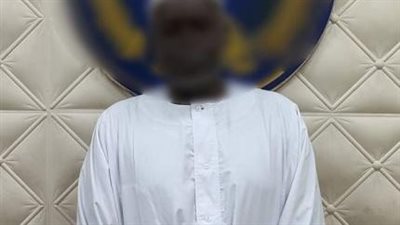 ضبط منادي سيارات لطلبه أموالا من سيدة مقابل الانتظار بمنطقة السيدة زينب 