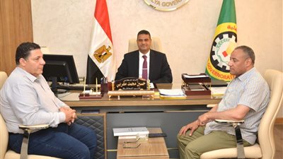 نائب محافظ الدقهلية يترأس لجنة لتفعيل دور جمعية مستثمري جمصة ودعم الخدمات بالمنطقة الصناعية