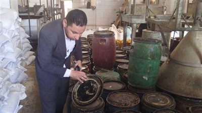 ضبط 60 طن سمسم مجهول المصدر و15 طن ملح متغير الخواص بالمنوفية 