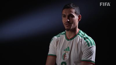 قائد منتخب الجزائر: مستعدون لمواجهة أي منافس في كأس العالم ولن نستسلم أبدًا