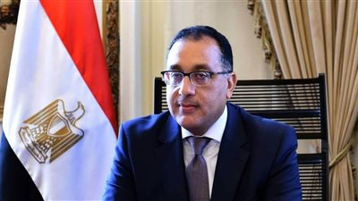 رئيس الوزراء يتابع مع وزيرة الثقافة أنشطة 