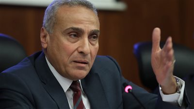 البنك المركزي: 28 مليار جنيه تحويلات المصريين من الخارج خلال العام الماضي