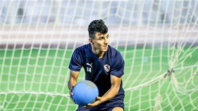 كارتيرون يفضل أحمد عيد لقيادة الجبهة اليمنى للزمالك أمام الترجي 