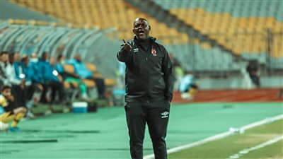 موسيماني يجري تعديلات على تشكيل الأهلي خلال مواجهة إنبي بكأس مصر