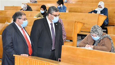 12 ألف طالب يؤدون امتحانات التيرم الأول بكليات جامعة قناة السويس